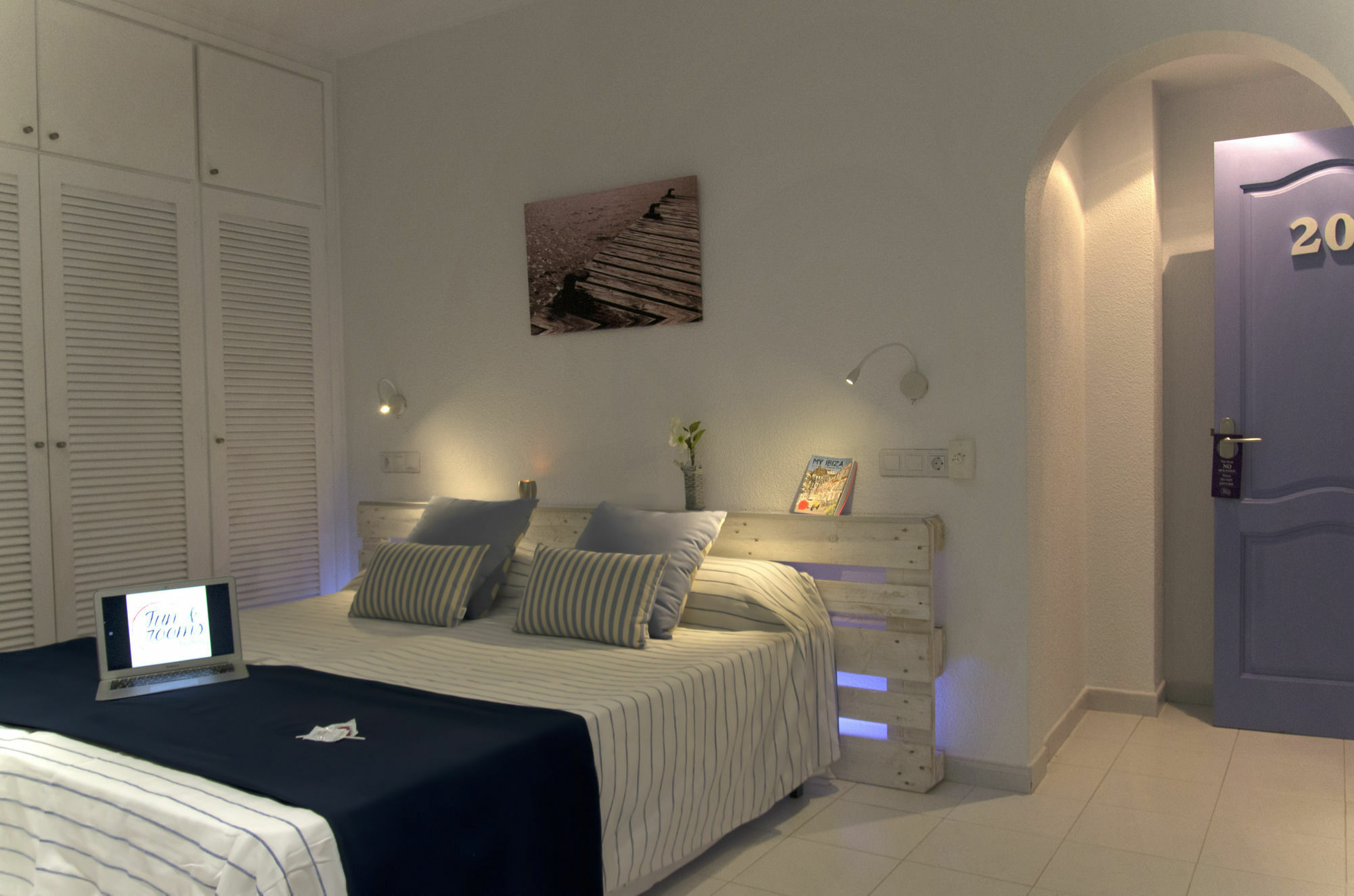 Outsite Ibiza Hotel Es Canar  Exterior photo